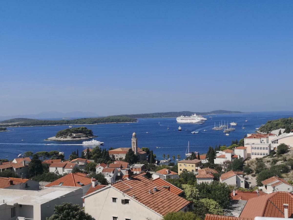 Apartments Kresic Hvar Town Kültér fotó